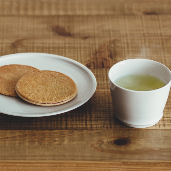 鶴屋のストロープワッフル